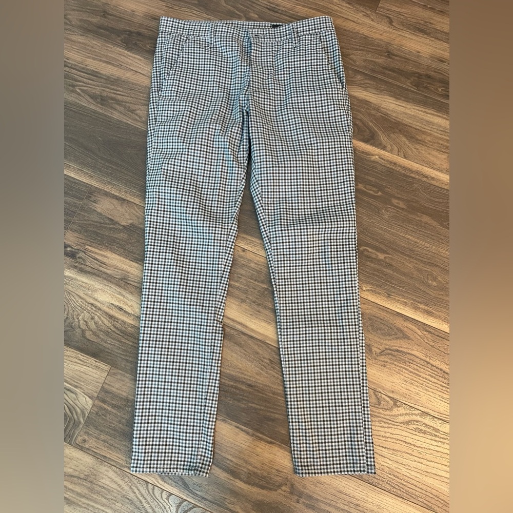 Men’s AG Adriano Goldschmied Dress Pants Size 34x34 Great Condition.